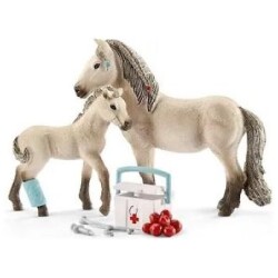Schleich Hannan ensiapusetti sis. 2 hevosta ja ensiapuvalineet
